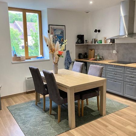 Spacious Apartment In Old Farm Close To Lac De Vouglans La Tour-du-Meix Exteriér fotografie